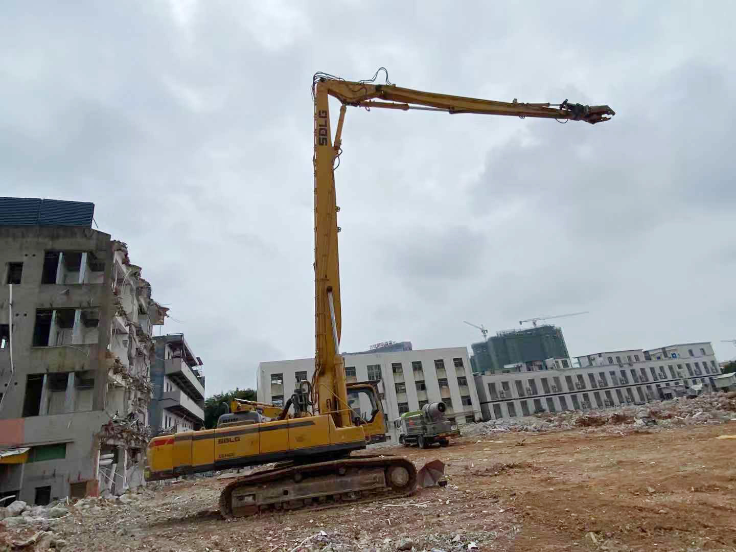 Demolition Excavator Equipment Heavy High Reach Excavator Boom