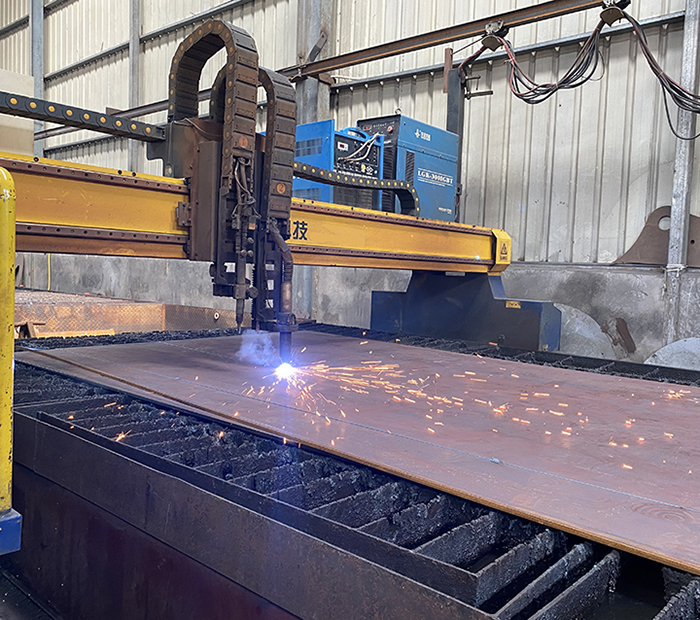 Blanking plasma cutting