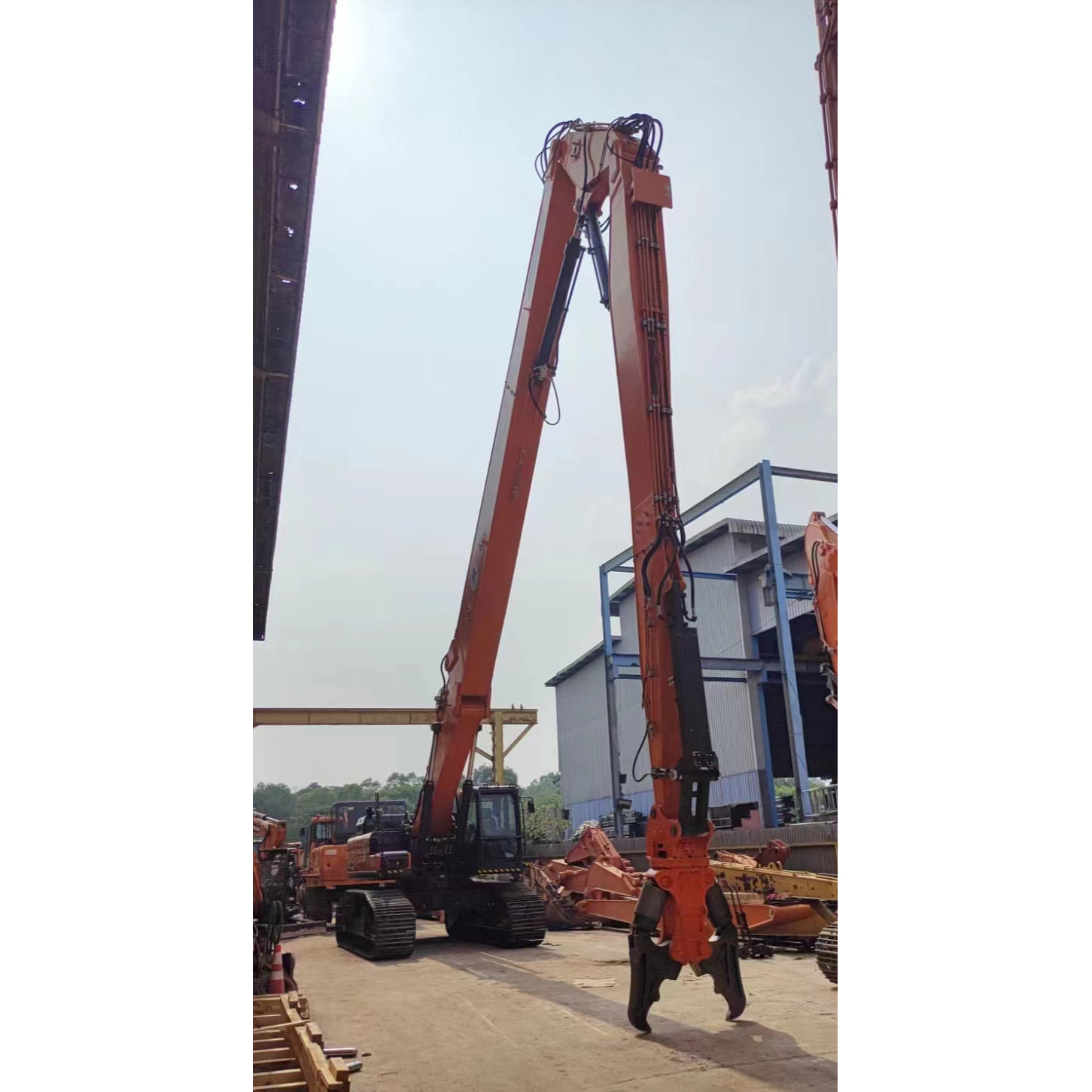 Doosan DH530LC 30M Three-stage demolition excavator high building arm