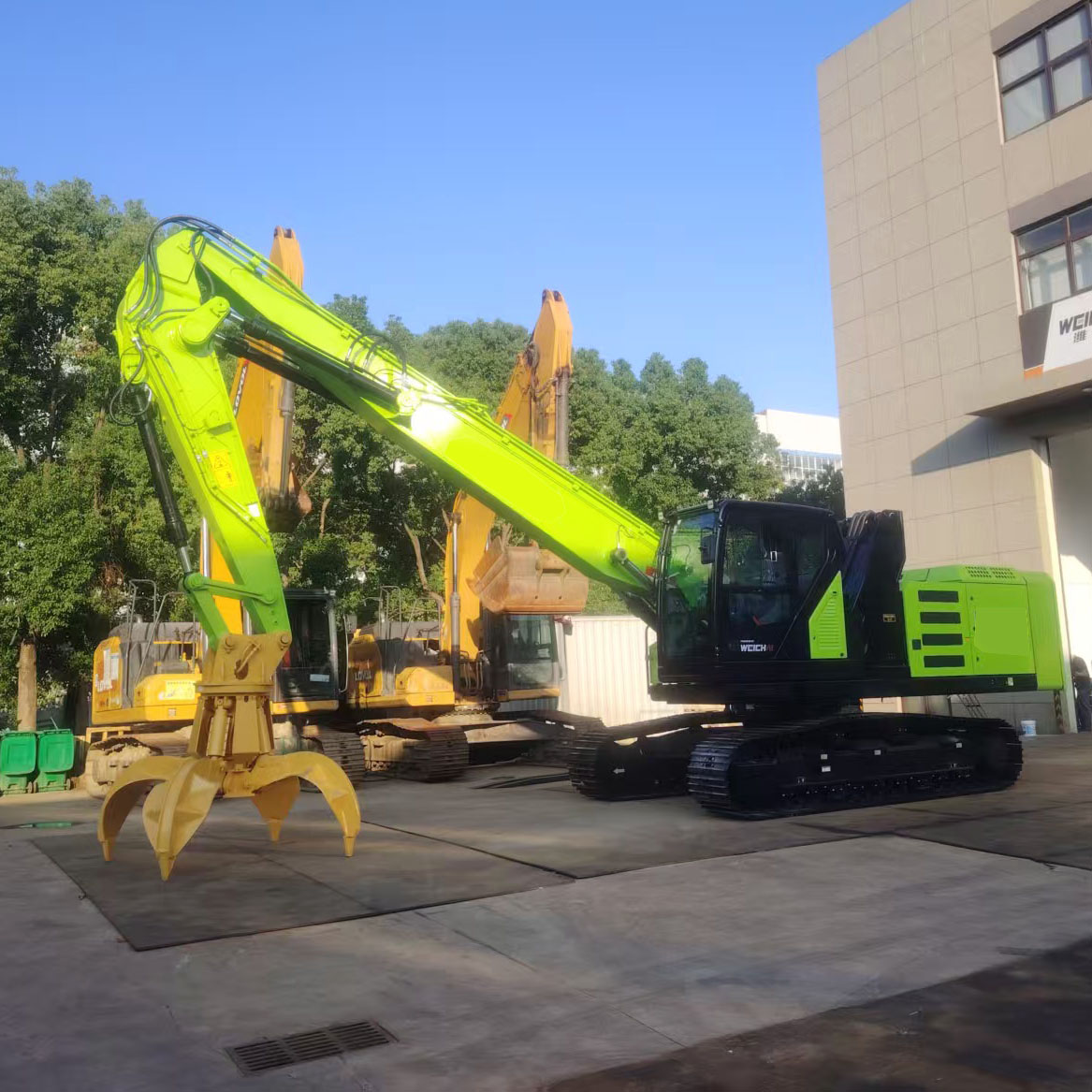Excavator Grapple Arm	 Excavator Grapple Arm