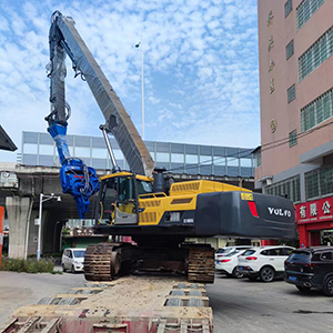 EC480 Custom Pile Driving Boom for Volvo Excavator | Reinforced Vibro Hammer Arm for Heavy Foundation Works